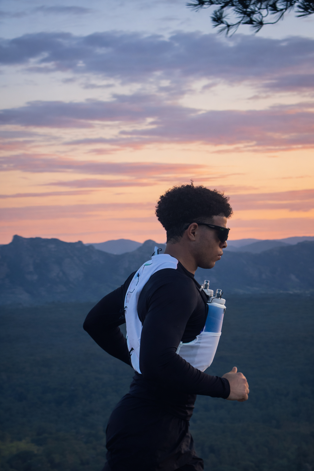 Gilet d'hydratation Aerolight - AQUILA Outdoor